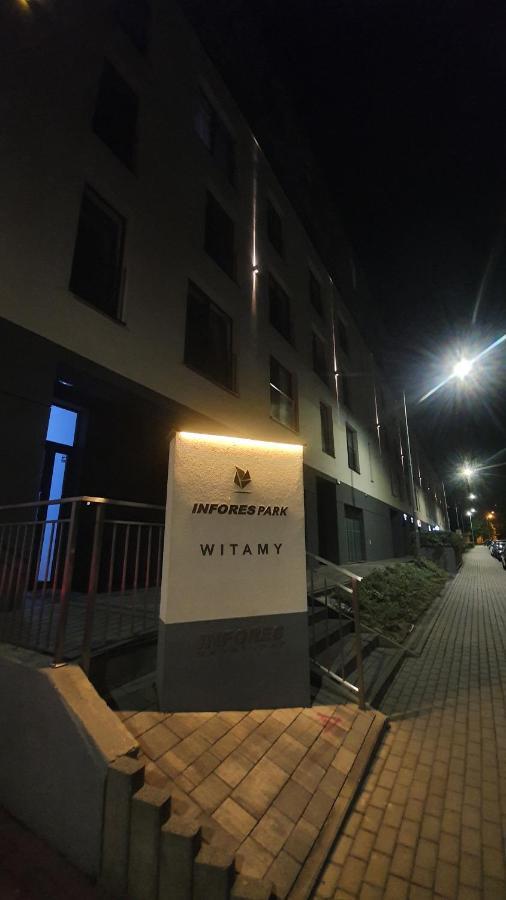 Apartment In City Center Przemyśl Exterior foto