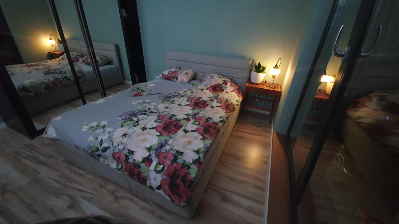Apartment In City Center Przemyśl Exterior foto
